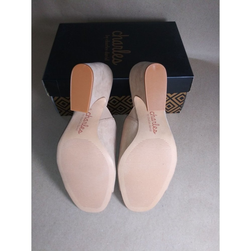 Charles By Charles David Hector Heeled Sandals Size 9.5 Color: Nude - Picture 3 of 5